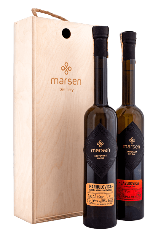 Marsen Darčekový Set Drevo Marhuľovica Jablkovica 42,3% 3 x 0,5l (drevená kazeta s 2 fľašami)